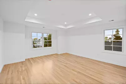 92 Biltmore Boulevard, Massapequa, NY 11758 - Photo 21