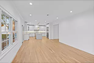 92 Biltmore Blvd, Massapequa, NY 11758 - Photo 17