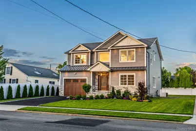 92 Biltmore Boulevard, Massapequa, NY 11758 - Photo 3