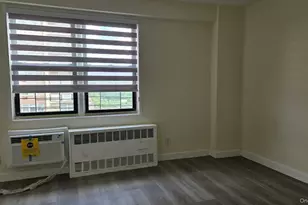 42-55 Colden St, Flushing, NY 11355 - Photo 17