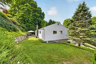 4 Pamela Ln, Valhalla, NY 10595 - Photo 39