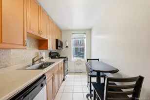 4320 Van Cortlandt E, Bronx, NY 10470 - Photo 5