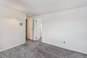 5 Chance St, Hicksville, NY 11801 - Photo 19