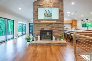 45 Bell Cir, Port Jefferson, NY 11777 - Photo 9