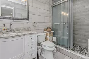 17 Campo Cir, Old Westbury, NY 11568 - Photo 23