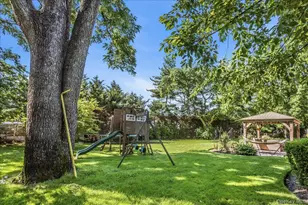 17 Campo Cir, Old Westbury, NY 11568 - Photo 37