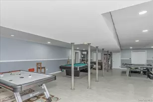 17 Campo Cir, Old Westbury, NY 11568 - Photo 33
