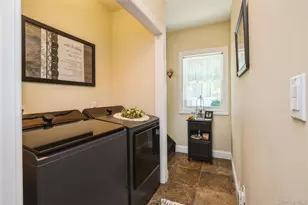 119 Jacqueline Ln, Centereach, NY 11720 - Photo 13