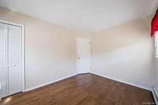 376 S Country Rd, Patchogue, NY 11772 - Photo 19