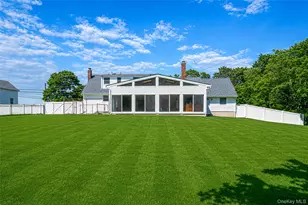 376 S Country Rd, Patchogue, NY 11772 - Photo 31