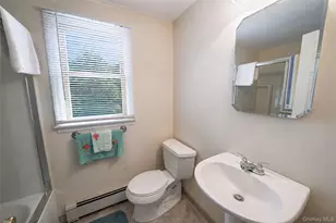 376 S Country Rd, Patchogue, NY 11772 - Photo 27