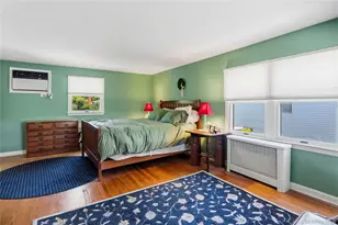 1032 N 6th St, New Hyde Park, NY 11040 - Photo 17