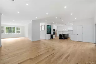 1130 Carlls Straight Path, Dix Hills, NY 11746 - Photo 9