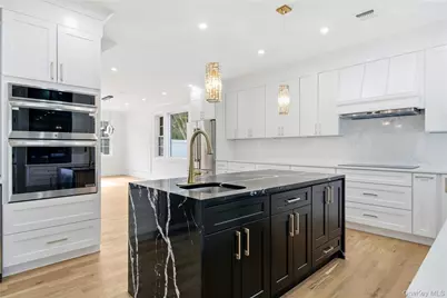 1130 Carlls Straight Path, Dix Hills, NY 11746 - Photo 11