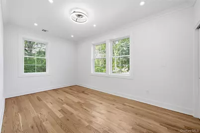 1130 Carlls Straight Path, Dix Hills, NY 11746 - Photo 27