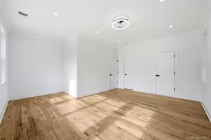1130 Carlls Straight Path, Dix Hills, NY 11746 - Photo 25
