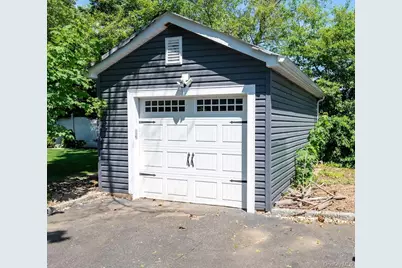 23 Martin Road S, Bethpage, NY 11714 - Photo 3