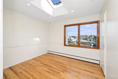 2625 Riverside Drive, Wantagh, NY 11793 - Photo 15