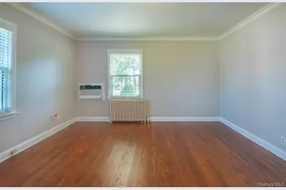 172 Hillside Avenue, Manhasset, NY 11030 - Photo 21