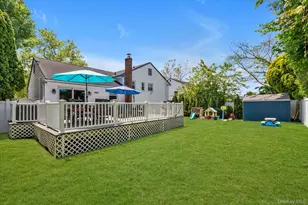 3727 Regent Ln, Wantagh, NY 11793 - Photo 19