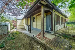 18 Houghton Blvd, Stony Brook, NY 11790 - Photo 11