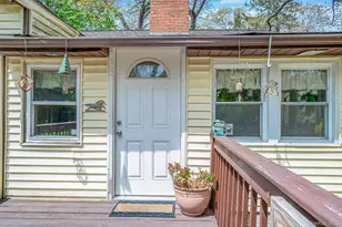 18 Houghton Blvd, Stony Brook, NY 11790 - Photo 5