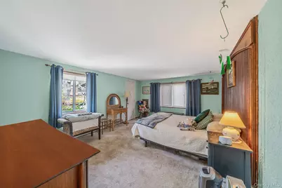 18 Houghton Boulevard, Stony Brook, NY 11790 - Photo 27