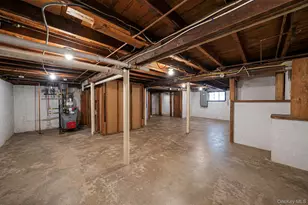 18 Houghton Blvd, Stony Brook, NY 11790 - Photo 31