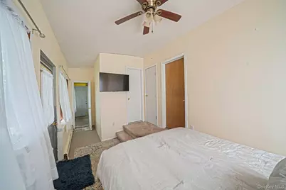 18 Houghton Boulevard, Stony Brook, NY 11790 - Photo 21
