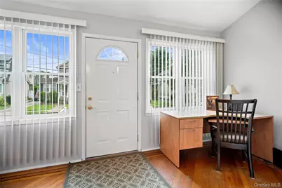 14 Filbert Street, Valley Stream, NY 11581 - Photo 3