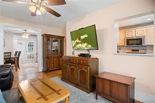 14 Filbert St, Valley Stream, NY 11581 - Photo 15