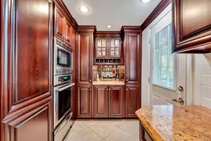 14 Kristi Ln, Lake Grove, NY 11755 - Photo 25