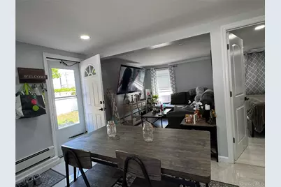 4 Lafayette, Copiague, NY 11726 - Photo 3