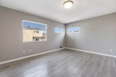 579 Fire Island Avenue, Babylon, NY 11702 - Photo 9