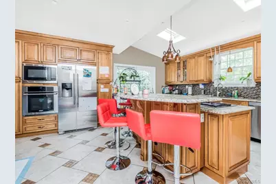 129 Jackson Avenue, Pelham, NY 10803 - Photo 13