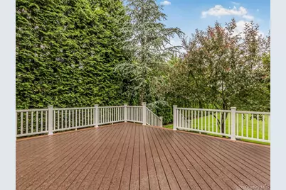 129 Jackson Avenue, Pelham, NY 10803 - Photo 9