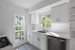 109 Chase Rd, Manhasset, NY 11030 - Photo 17