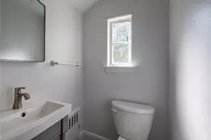 109 Chase Rd, Manhasset, NY 11030 - Photo 29
