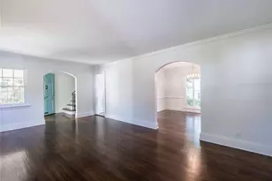109 Chase Rd, Manhasset, NY 11030 - Photo 11
