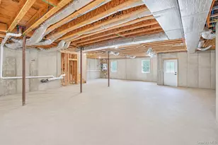 23 Harrow Ln, Levittown, NY 11756 - Photo 19
