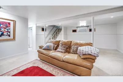 11909 230th Street, Cambria Heights, NY 11411 - Photo 29