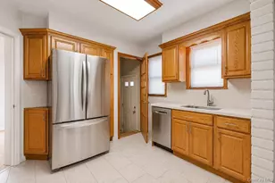 119-09 230th St, Cambria Heights, NY 11411 - Photo 21