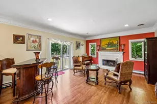 4 Penn Ct, East Setauket, NY 11733 - Photo 11