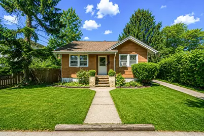 561 Chestnut Street, Lindenhurst, NY 11757 - Photo 1