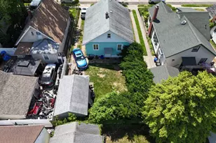 185 S Brookside Ave, Freeport, NY 11520 - Photo 9