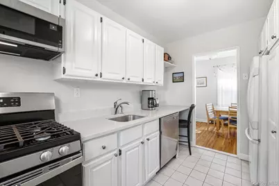21 Fieldstone Drive #198, Hartsdale, NY 10530 - Photo 11
