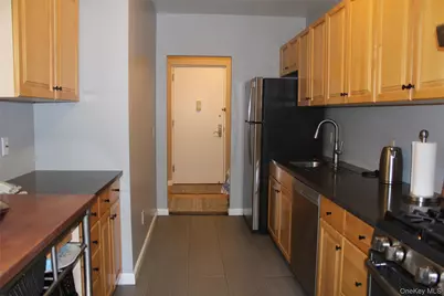 85 Bronx River Road #2K, Yonkers, NY 10704 - Photo 21