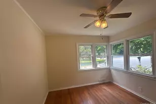 6900 Main Bayview Rd, Southold, NY 11971 - Photo 9