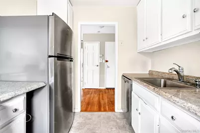 160 Centre Avenue #3M, New Rochelle, NY 10805 - Photo 17