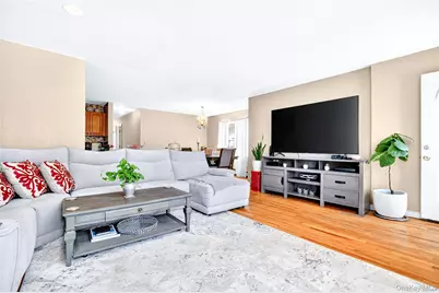 119-23 7th Avenue, College Point, NY 11356 - Photo 17